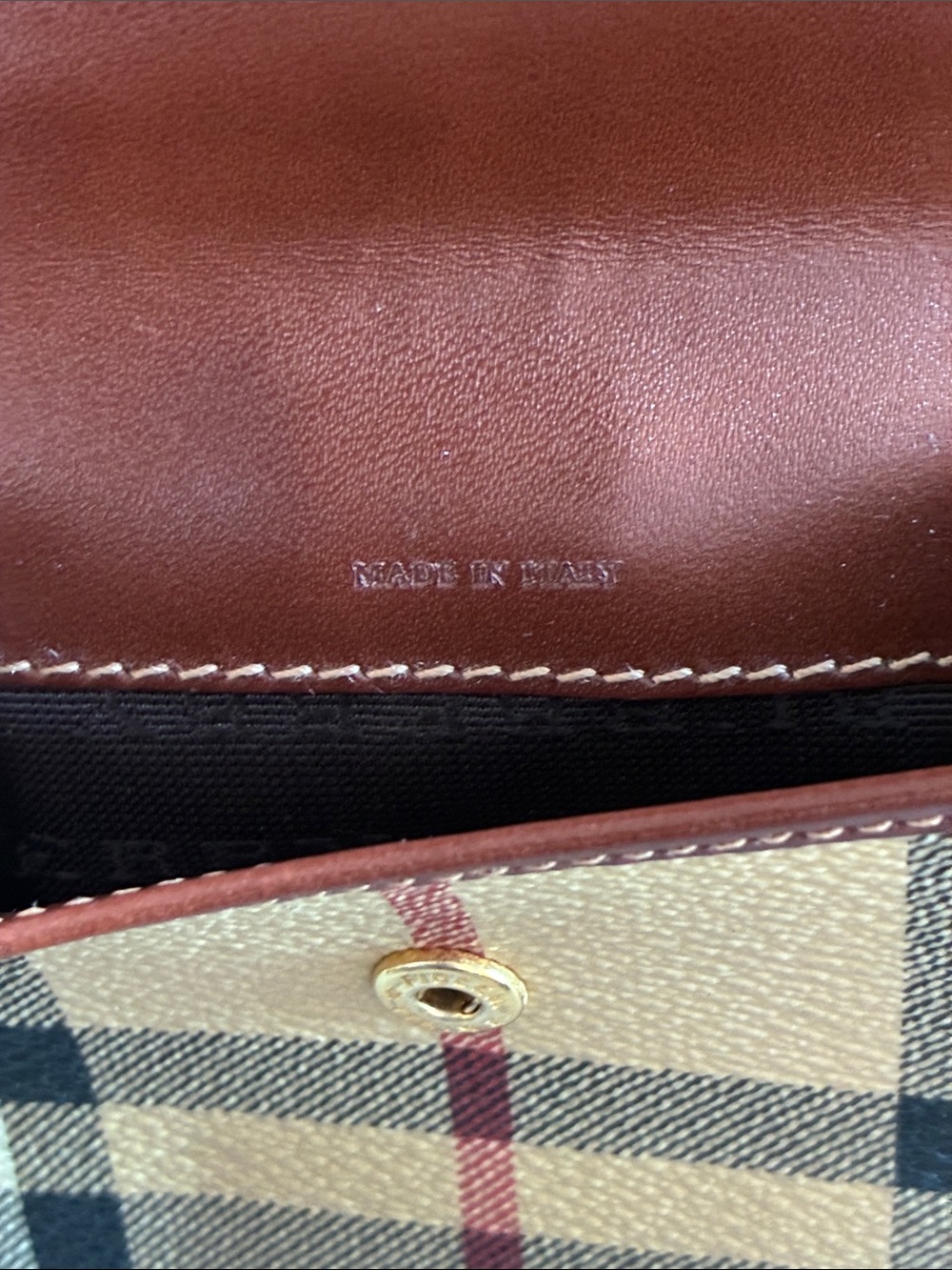 Authentic Burberry Haymarket Embossed Bi-Fold Wallet - Picture 3 of 6
